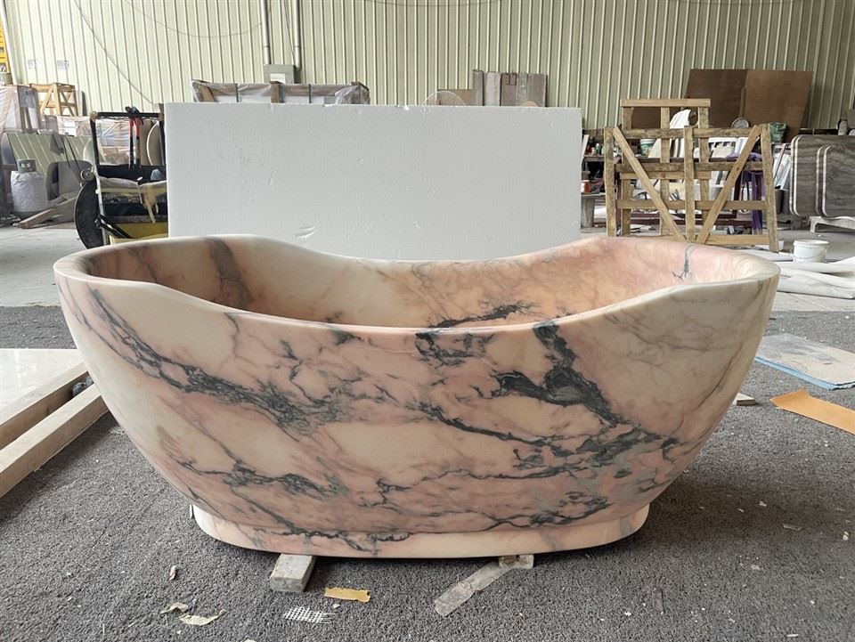 Calacatta Rosa Marble Bathtub