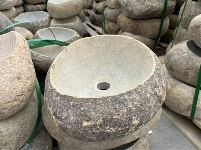 Round Cobblestone Washbasin