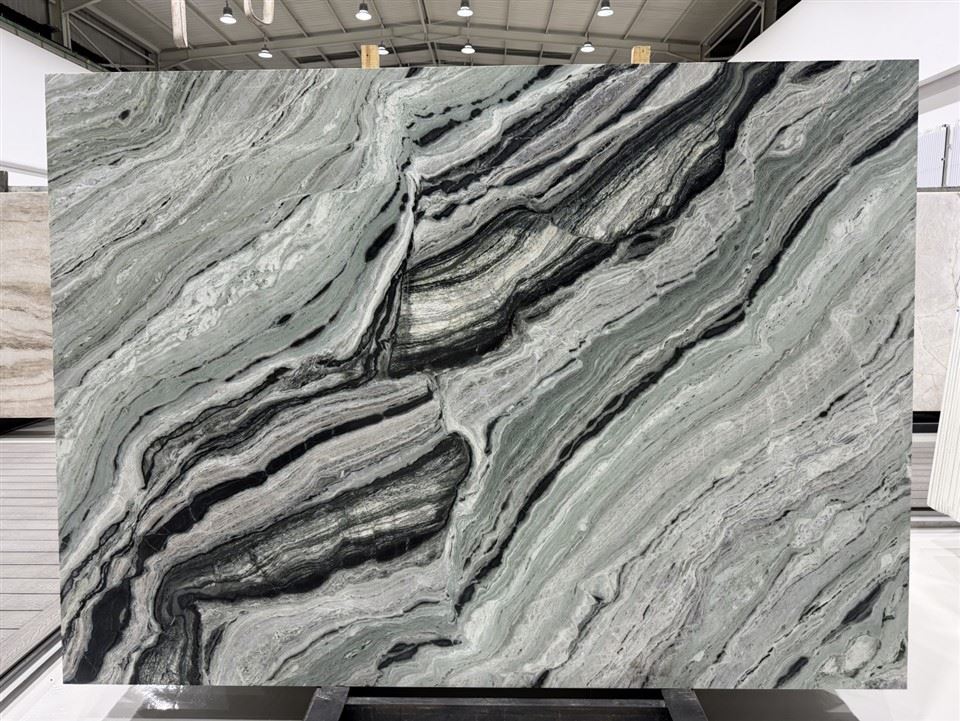 Verde Oceania Marble Slab